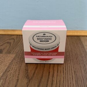 NWT MCoBeauty Brightening Body Cream 8.11 oz